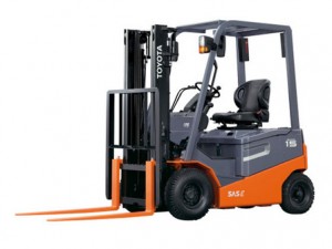 XE NANG DIEN 4 BANH NHAT BAN